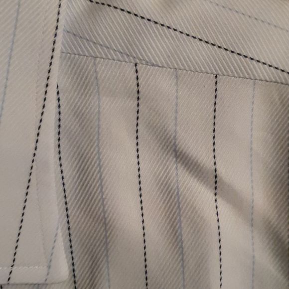 Men's Tom James Executive Collection Dress Shirt - Picture 3 of 4